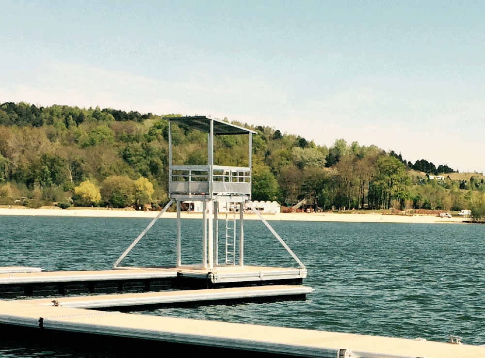 Ponton honneur Aiguebelette